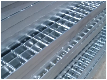 熱鍍鋅格柵板型號、泰江格柵板生產廠家、河北熱鍍鋅格柵板廠